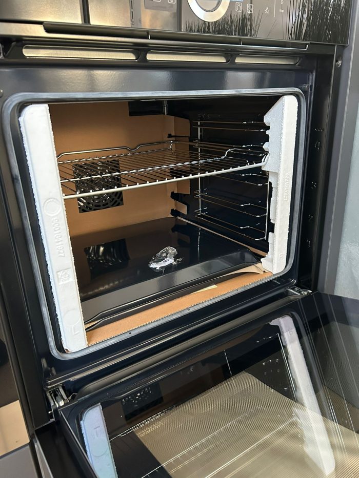 BOSCH ugradbena pećnica serije 8 HBG635B, ecoClean Direct, s razinom za pizzu - Slika 9