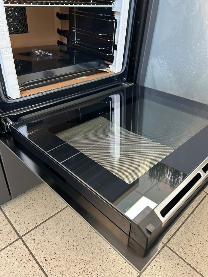 BOSCH ugradbena pećnica serije 8 HBG635B, ecoClean Direct, s razinom za pizzu - Slika 13