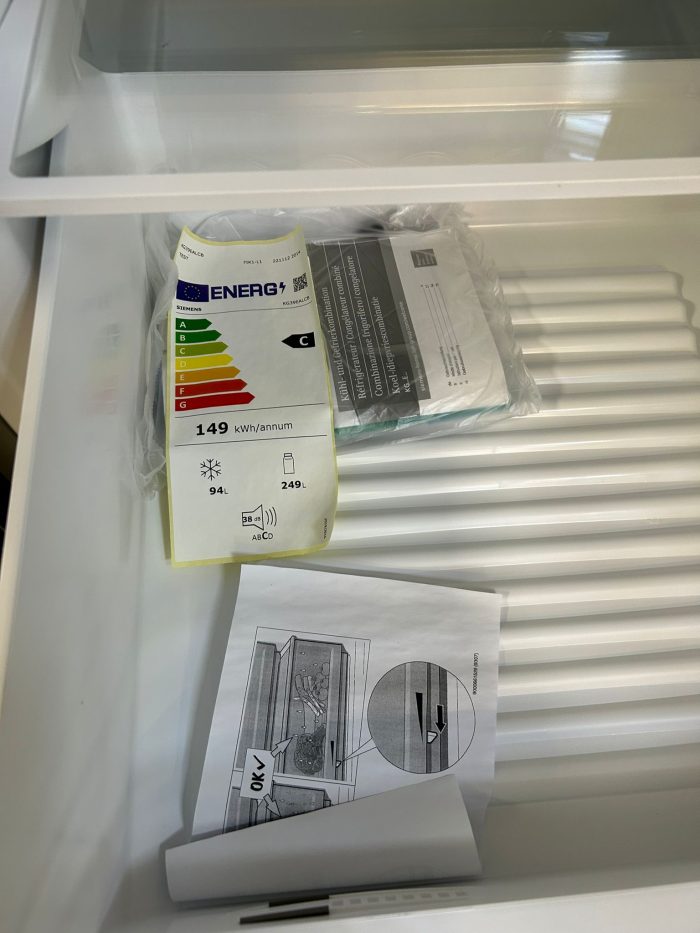 SIEMENS kombinacija hladnjak/zamrzivač KG39EALCB, 201 cm visine, 60 cm širine - Slika 11