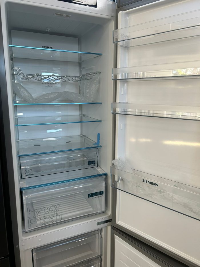 SIEMENS kombinacija hladnjak/zamrzivač KG39N2LCF, 203 cm visine, 60 cm širine - Slika 7