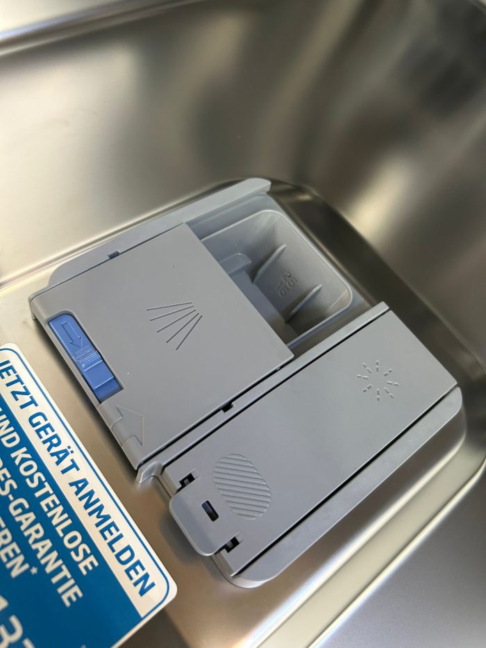 BEKO ugradbena perilica posuđa, BDIN16420, 12,9 l, 14 posuđa - Slika 5