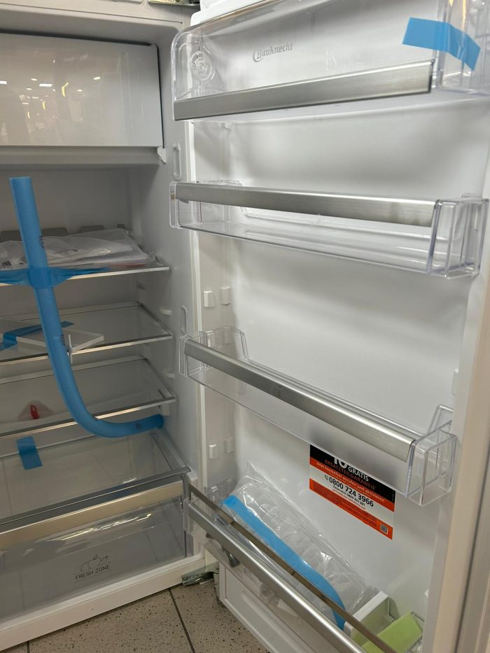 BAUKNECHT ugradbeni hladnjak KSI 12GF3, 122 cm visine, 55,7 cm širine - Slika 16