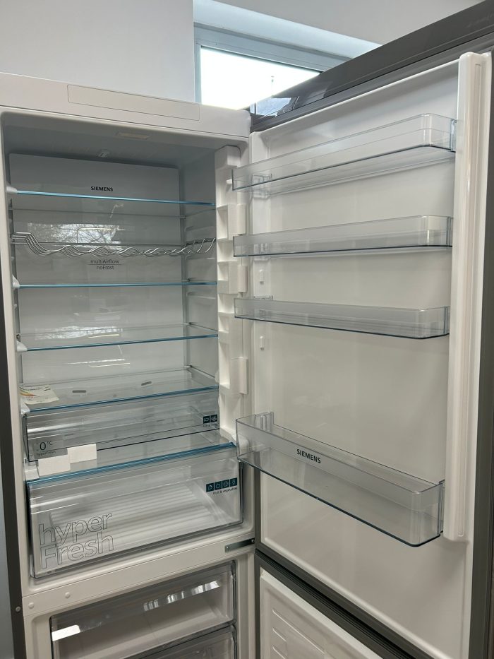SIEMENS kombinacija hladnjak/zamrzivač KG49NXIBF, 203 cm visine, 70 cm širine - Slika 15