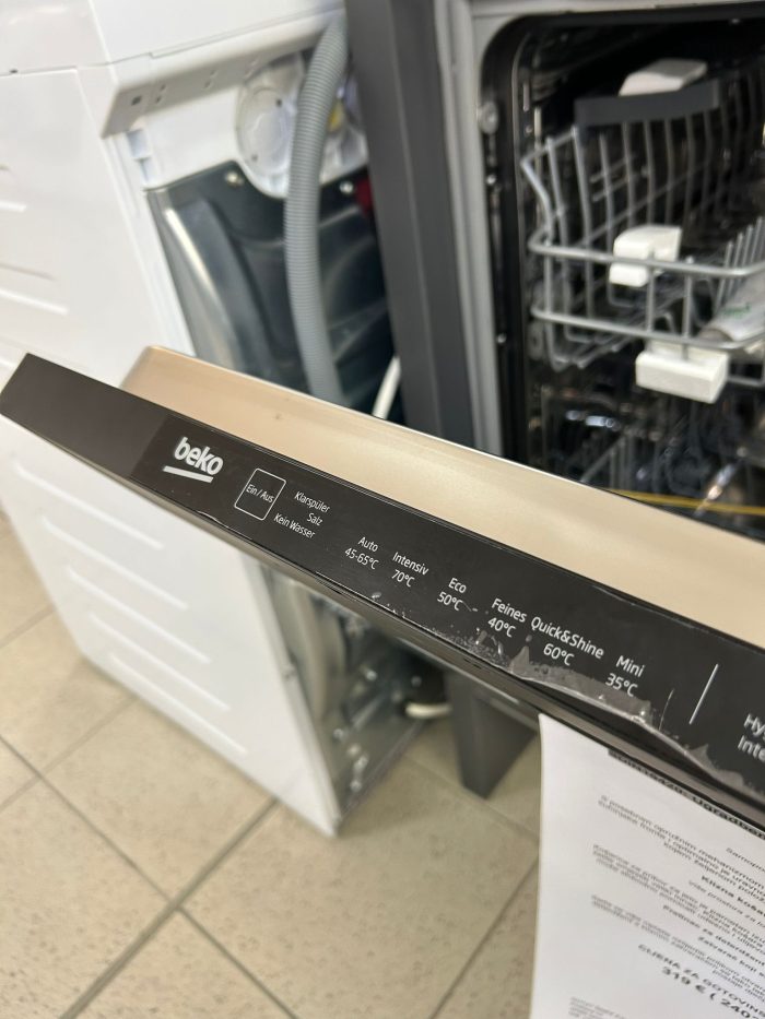 BEKO ugradbena perilica posuđa, BDIN16420, 12,9 l, 14 posuđa - Slika 10