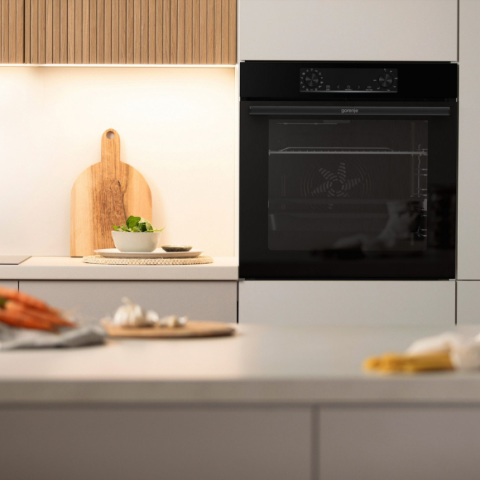 GORENJE-BOS6737E13BGOT-1 GORENJE ugradbena pećnica BOS6737E13BGOT Funkcija za pizzu s 300 °C – idealno za pizzu, focacciu i još mnogo toga! - Slika 9